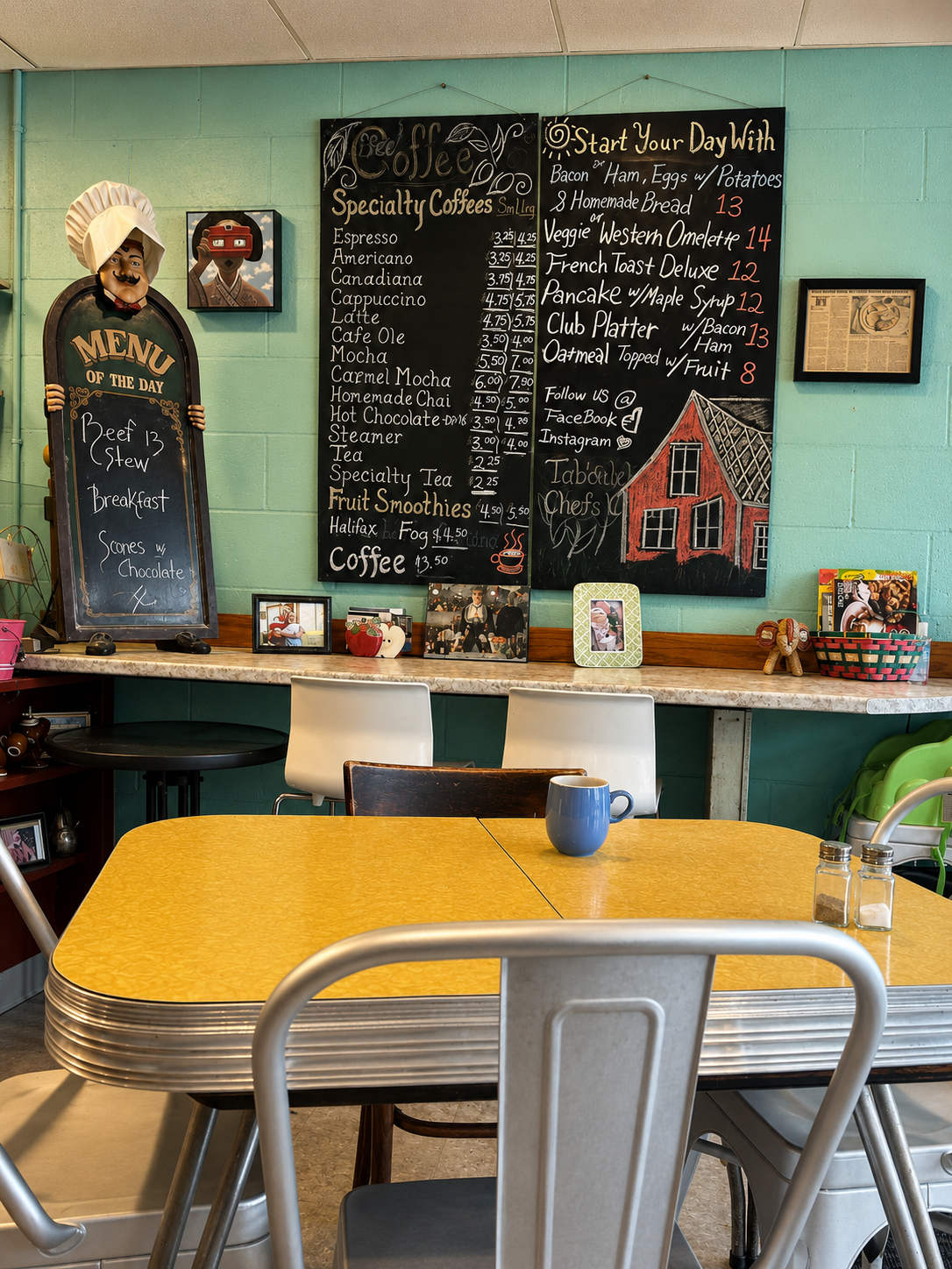 A colourful cafe table at Annie's Place Cafe